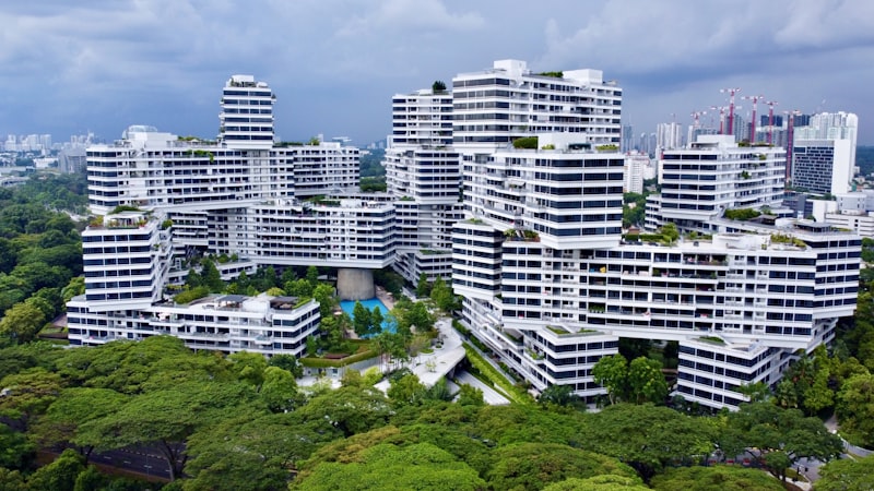 Aerial view of Singapore high-rise residential buildings and condominiums
